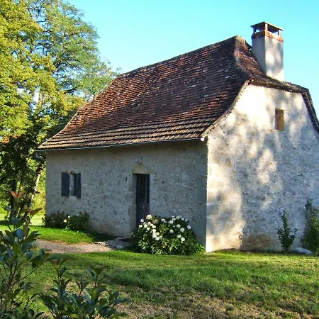 Travers De Pechmeja Lissac et Mouret Exterior photo